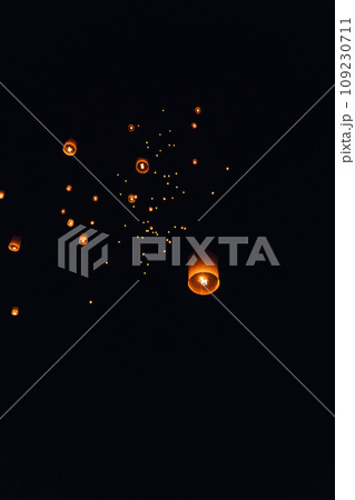 Floating lanterns at Yi Peng Festival in Chiang Mai Floating lanterns at Yi Peng Festival in Chiang Mai 109230711