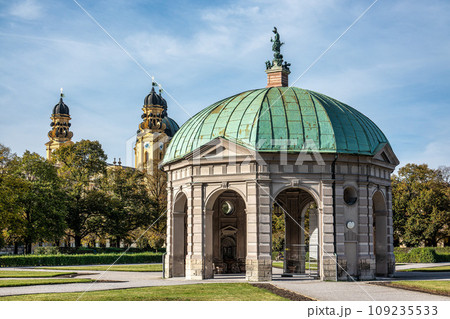 Autumn view of Hofgarten Park with Dianatempel in Munich, Germany 109235533