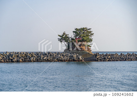 菖蒲田海水浴場　宮城県七ヶ浜町 109241602
