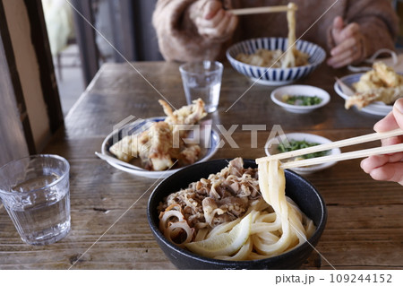 讃岐うどん　肉ぶっかけ 109244152