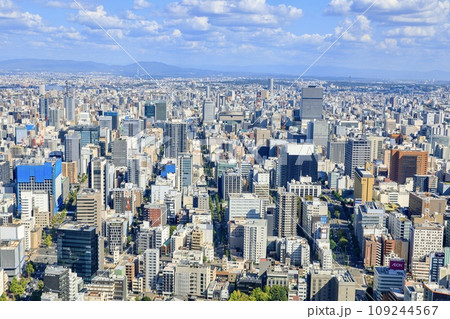 名古屋市、ミッドランドスクエアから眺める名古屋の街並み（伏見・栄方面） 109244567