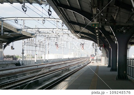 タイ国有鉄道ダークレッドライン、ラックシー駅の風景 タイ国有鉄道ダークレッドライン、ラックシー駅の風景 109248576