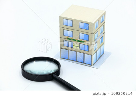 ビル・虫眼鏡・査定のイメージ 109250214