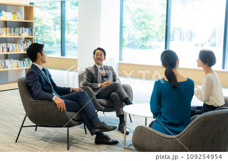 取材 撮影 対談イメージ 取材 撮影 対談イメージ 109254954