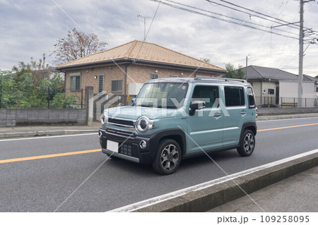 2box軽乗用車　道路走行 109258095