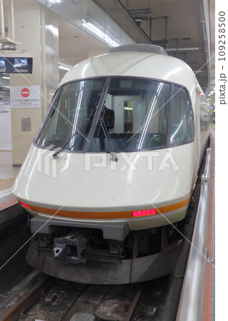 近鉄アーバンライナー 21000系電車（近鉄名古屋駅） 109258500