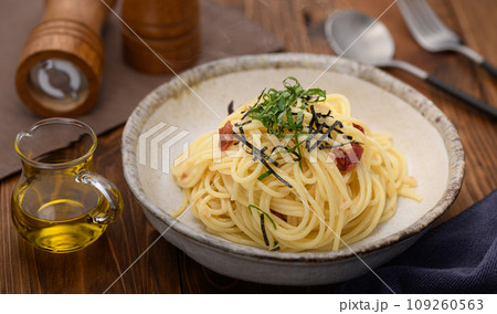 数の子と梅のパスタ　きざみ大葉を添えて 109260563