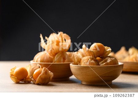 Cape gooseberry, Goldenberry or Physalis peruviana Cape gooseberry, Goldenberry or Physalis peruviana 109262387