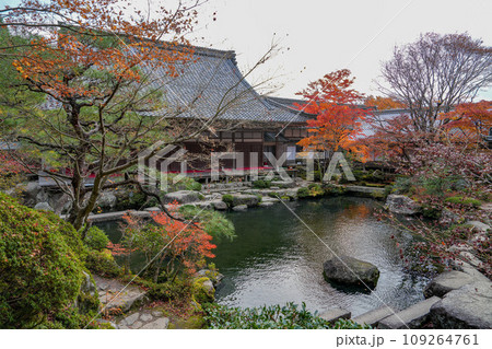 湖東三山 百済寺 秋 湖東三山 百済寺 秋 109264761