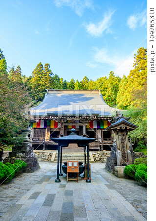 初秋の立石寺(山寺) 山形県山形市 初秋の立石寺(山寺) 山形県山形市 109265310