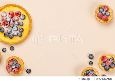 Festive delight 109266266