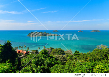 Seascape of Chang island(Koh chang)  ,the famouse island of Thailand 109268721