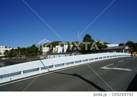 横須賀市久里浜　御稜威橋(みいつばし)　 109269782
