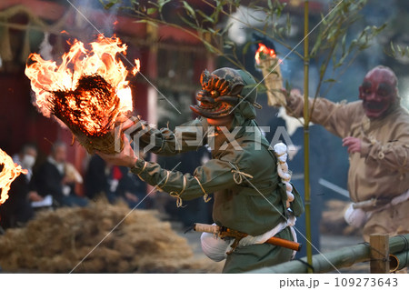 節分祭の鬼　長田神社古式追儺式　全ての災を払い清めて祈り踊る 109273643