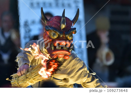 節分祭の餅割鬼 長田神社古式追儺式 全ての災を払い清めて祈り踊る 節分祭の餅割鬼 長田神社古式追儺式 全ての災を払い清めて祈り踊る 109273648