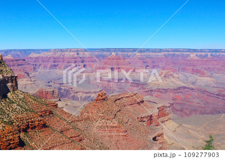 Beautiful bird's-eye view of the Grand Canyon. 109277903