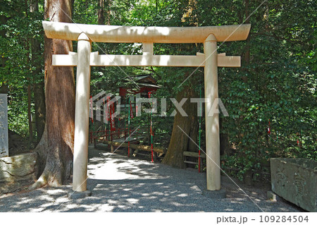 宝登山神社の境内社・宝玉稲荷神社【埼玉県長瀞町】 宝登山神社の境内社・宝玉稲荷神社【埼玉県長瀞町】 109284504