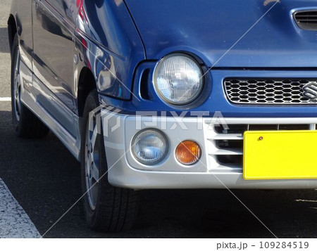 自動車イメージ　スズキ4代目アルト ワークスのフロントマスク 109284519