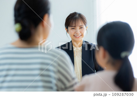 三者面談 小学生 三者面談 小学生 109287030