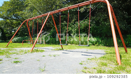 公園のある風景（静岡県富士市大淵公園） 109292385
