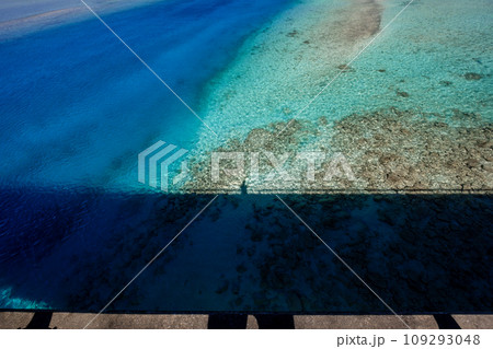 しんおうばし 新奥武橋 （久米島） 109293048