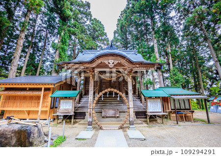 初秋の中尊寺 白山神社 岩手県平泉 初秋の中尊寺 白山神社 岩手県平泉 109294291