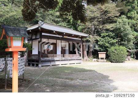 埼玉県北足立郡伊奈町の氷川神社の風景 埼玉県北足立郡伊奈町の氷川神社の風景 109297150
