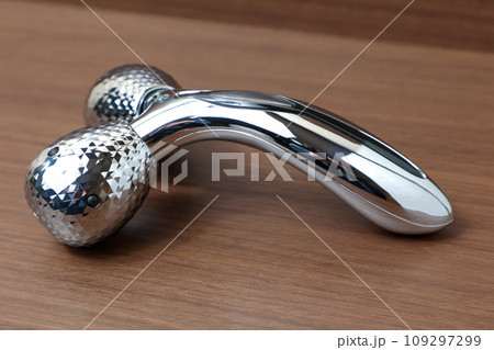 美顔器, フェイス, 顔, 美容, 道具, エステ, フェイスライン, 美, 美顔, メンテナンス, 109297299