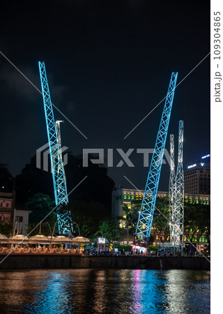 シンガポールクラークキーのとても美しい夜景 シンガポールクラークキーのとても美しい夜景 109304865