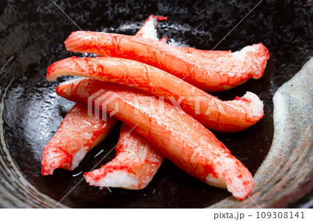 ずわい蟹のかにかま　(金沢近江町かに酢) 109308141