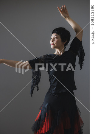 ダンサーイメージ ダンサーイメージ 109315290