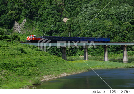 SL銀河客車廃車配給 北上線 ゆだ錦秋湖付近 109318768