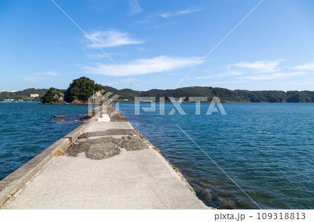 下田港・犬走島の堤防 下田港・犬走島の堤防 109318813