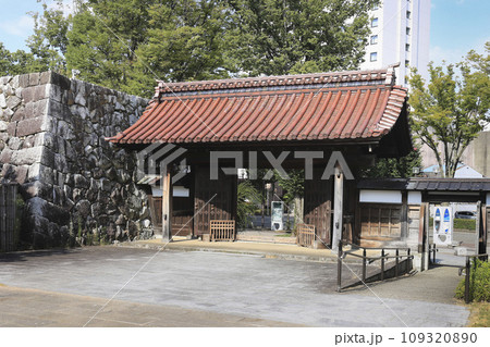 富山 富山城 千歳御門(城内から) 富山 富山城 千歳御門(城内から) 109320890