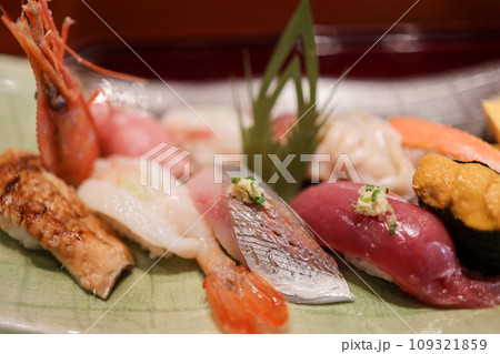 美味しい握り鮨 109321859