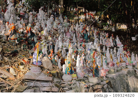 Oct 14 2023 Statue Hill, Overlooking Hong Kongs Harbor and Heritage 109324820