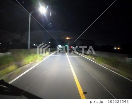 夜のドライブ 109325548