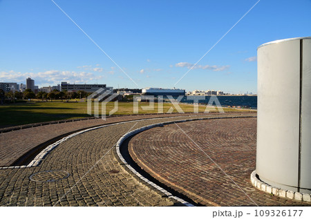 うみかぜ公園 横須賀市平成町の風景 日本 うみかぜ公園 横須賀市平成町の風景 日本 109326177