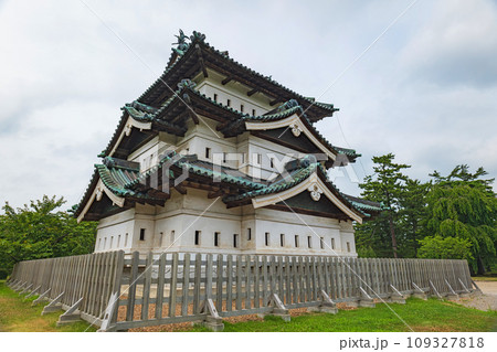 青森 弘前城 天守 109327818