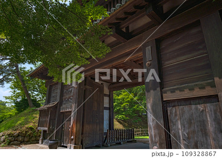 青森 弘前城 二の丸南門 青森 弘前城 二の丸南門 109328867