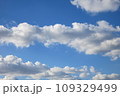 青空と雲 109329499