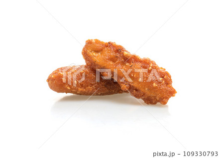 deep fried potatoes on white deep fried potatoes on white 109330793