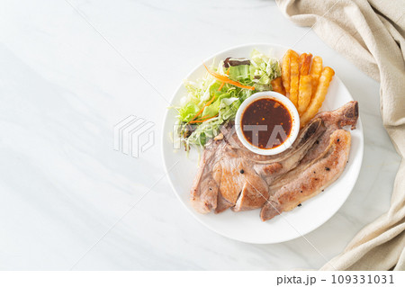 grilled pork chop steak with Thai spicy dipping sauce 109331031