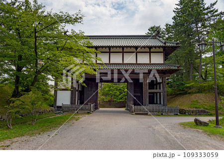 青森 弘前城 三の丸東門 青森 弘前城 三の丸東門 109333059