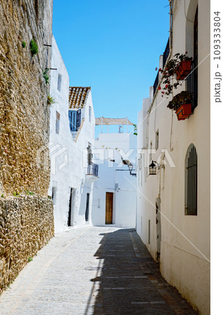 Beautiful streets of Vejer de la Frontera, Spain, Andalusia region, Costa de la Luz, Cadiz district, White Towns, Iberian Peninsula, Old town. Ruta de los Pueblos Blancos 109333804