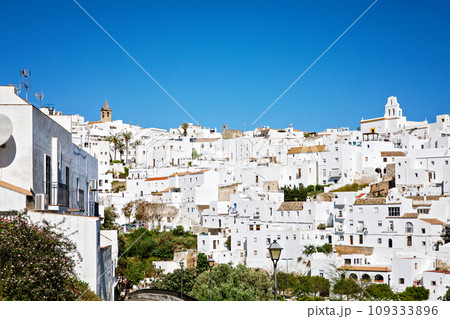 Beautiful view on Vejer de la Frontera, Spain, Andalusia region, Costa de la Luz, Cadiz district, White Towns, Iberian Peninsula, Old town. Ruta de los Pueblos Blancos 109333896