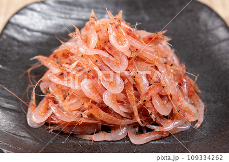 美味しい駿河湾産の生桜海老 美味しい駿河湾産の生桜海老 109334262