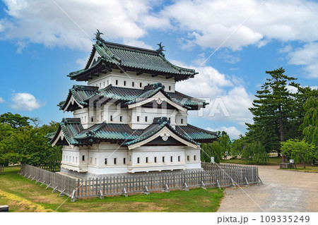 青森 弘前城 本丸天守の風景 青森 弘前城 本丸天守の風景 109335249