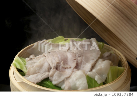 蒸ししゃぶ 蒸しあがり 109337284