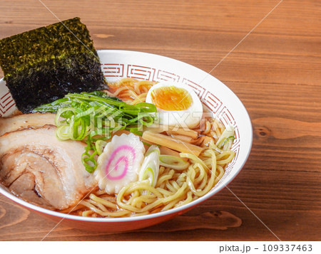 サッポロ醤油らーめん サッポロ醤油らーめん 109337463